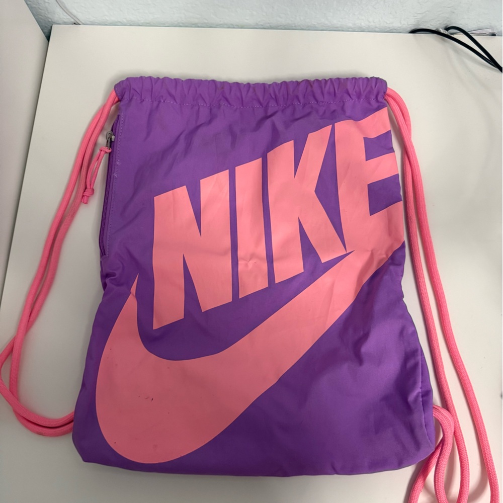 Nike Purple and Pink drawstring bag